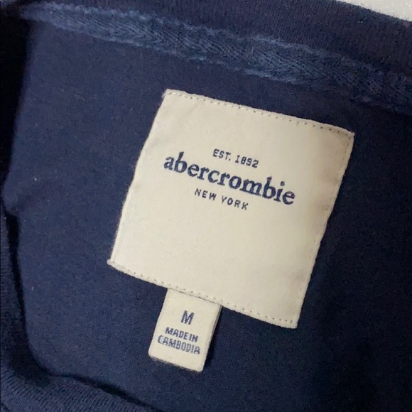 Abercrombie kids short sleeve t-shirt size M - Picture 3 of 3